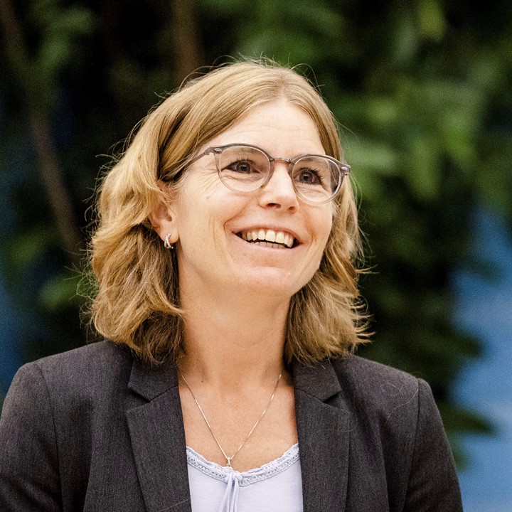 Executive Search Amrop Patricia Damen KLM
